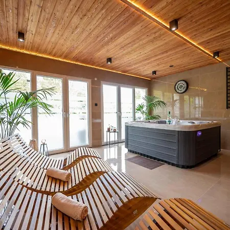 Gasthuis Letniskowe I Savana Nad Morzem Jarosławiec