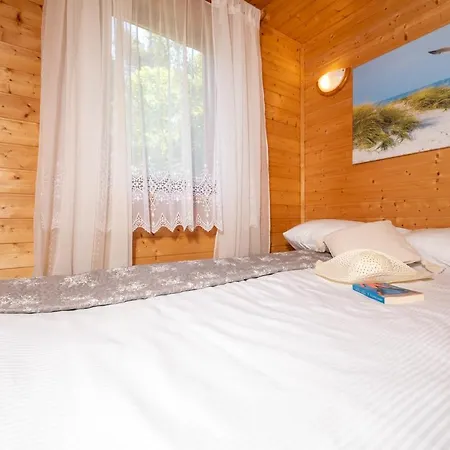 בית הארחה Letniskowe I Savana Nad Morzem 3*