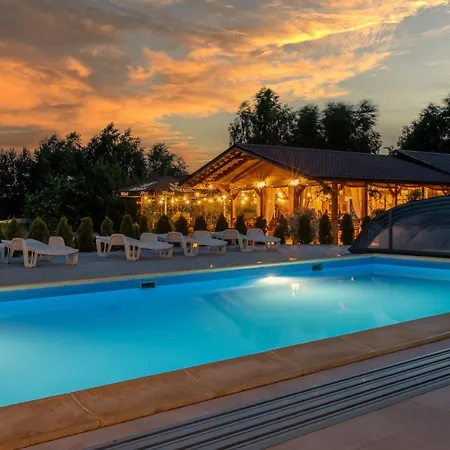 Letniskowe I Savana Nad Morzem Jarosławiec