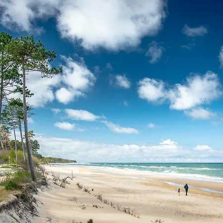 Letniskowe I Savana Nad Morzem בית הארחה יארוסלאביש